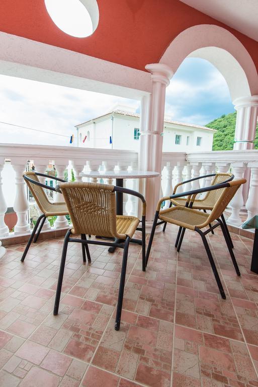 Hotel Wellness & Spa Angelo Gabriel Petrovac Bagian luar foto