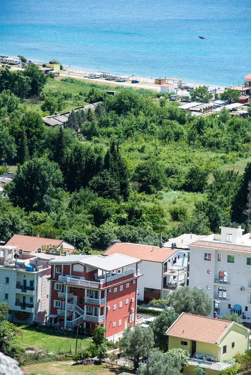 Hotel Wellness & Spa Angelo Gabriel Petrovac Bagian luar foto