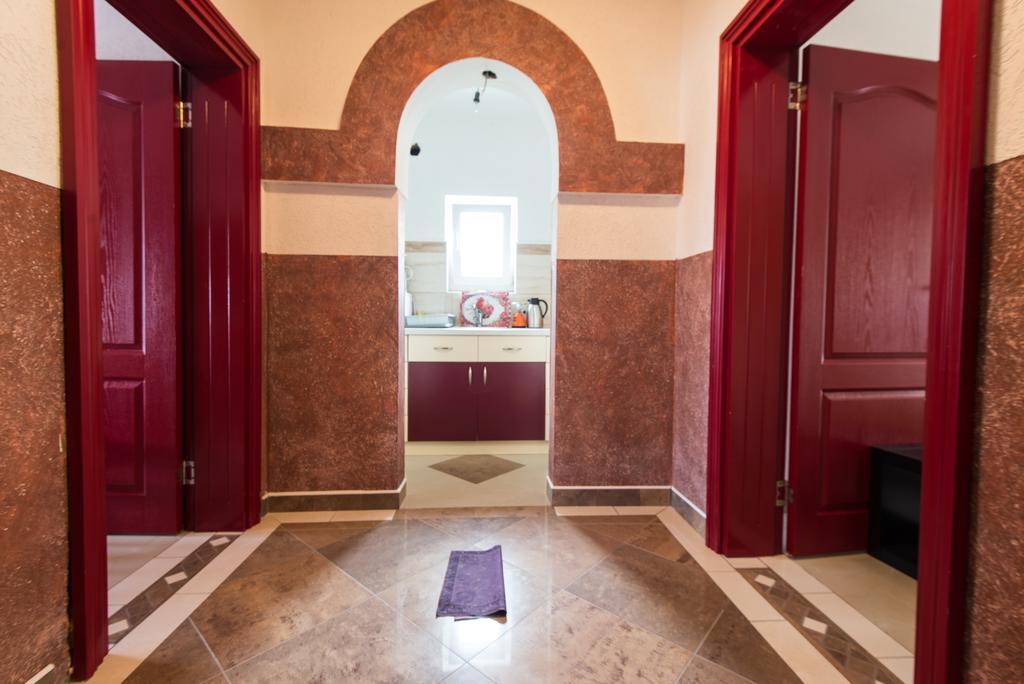 Hotel Wellness & Spa Angelo Gabriel Petrovac Bagian luar foto