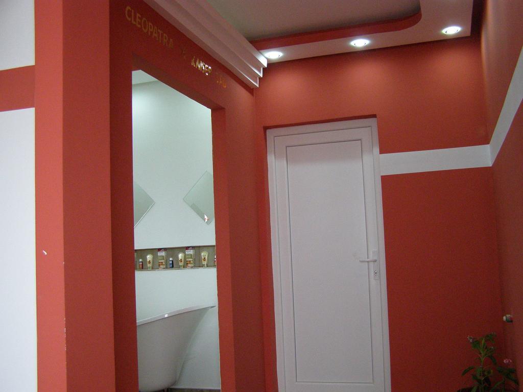 Hotel Wellness & Spa Angelo Gabriel Petrovac Bagian luar foto