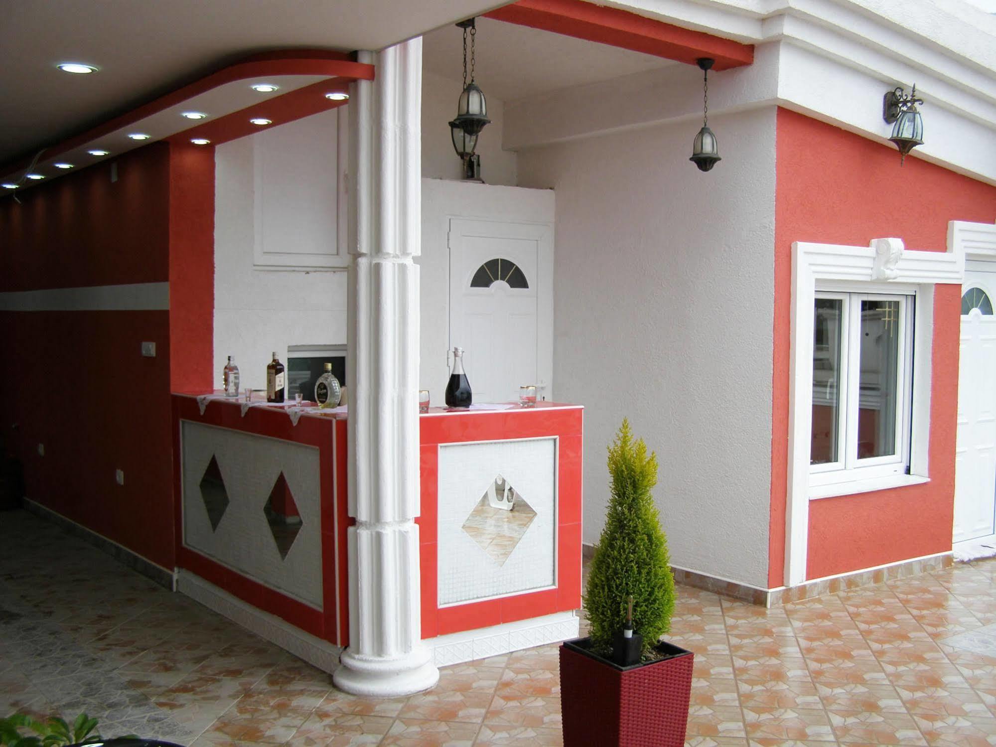 Hotel Wellness & Spa Angelo Gabriel Petrovac Bagian luar foto